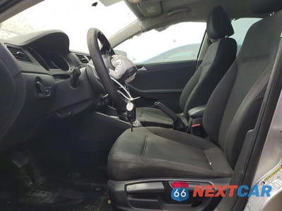 Zdjęcie 7 z 12 samochodu: 2015 VOLKSWAGEN JETTA BASE VIN:3VW2K7AJ3FM425542 - miniatura