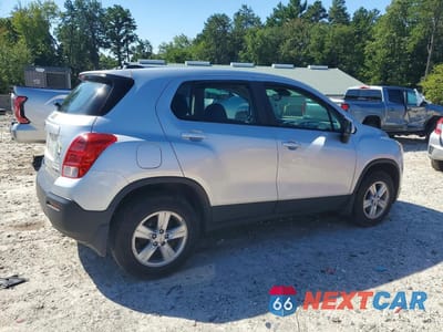 Trzecie zdjęcie samochodu z tyłu: 2015 CHEVROLET TRAX 1LS VIN:KL7CJPSBXFB072691 - miniatura