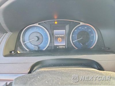 Zdjęcie 9 z 13 samochodu: 2016 TOYOTA CAMRY XLE V6 VIN:4T1BK1FK2GU574650 - miniatura