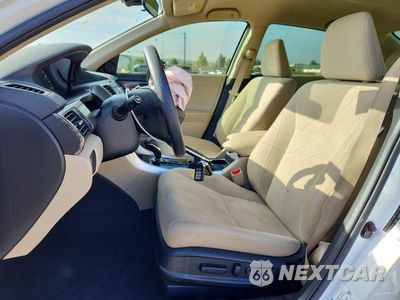 Zdjęcie 7 z 12 samochodu: 2017 HONDA ACCORD HYBRID VIN:JHMCR6F31HC020368 - miniatura