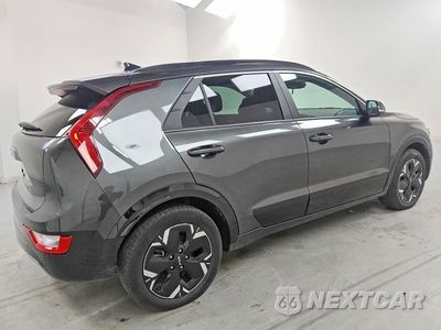Trzecie zdjęcie samochodu z tyłu: 2024 KIA NIRO WIND VIN:KNDCR3L15R5122037 - miniatura