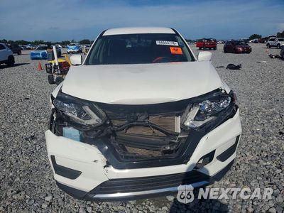 Piąte zdjęcie samochodu w środku: 2017 NISSAN ROGUE S VIN:JN8AT2MT6HW139283 - miniatura