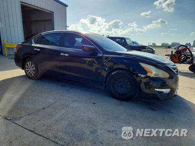 Czwarte zdjęcie samochodu z boku: 2015 NISSAN ALTIMA 2.5 S VIN:1N4AL3AP7FN320927 - miniatura