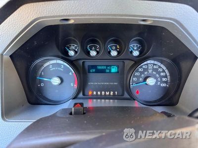 Zdjęcie 8 z 10 samochodu: 2016 FORD F450 SUPER DUTY VIN:1FDUF4GT5GED42740 - miniatura