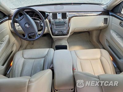 Zdjęcie 8 z 12 samochodu: 2008 CADILLAC DTS VIN:1G6KD57Y98U109831 - miniatura