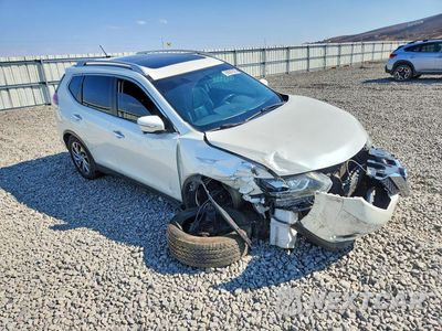 Czwarte zdjęcie samochodu z boku: 2015 NISSAN ROGUE SL VIN:5N1AT2MV3FC896827 - miniatura