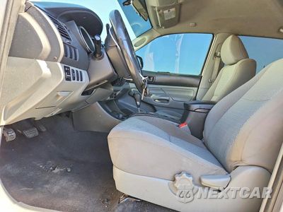 Zdjęcie 7 z 13 samochodu: 2012 TOYOTA TACOMA DOUBLE CAB VIN:5TFJX4CN2CX014590 - miniatura
