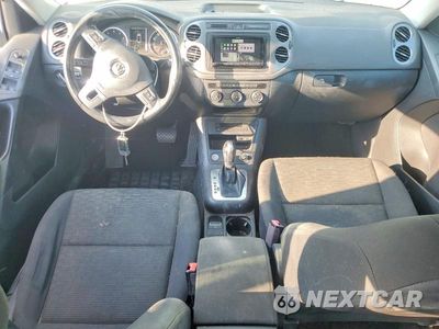 Zdjęcie 8 z 12 samochodu: 2017 VOLKSWAGEN TIGUAN S VIN:WVGAV7AX4HK050681 - miniatura
