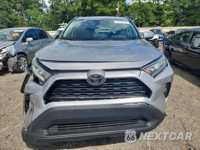 Piąte zdjęcie samochodu w środku: 2020 TOYOTA RAV4 XLE PREMIUM VIN:2T3C1RFV9LC076707 - miniatura