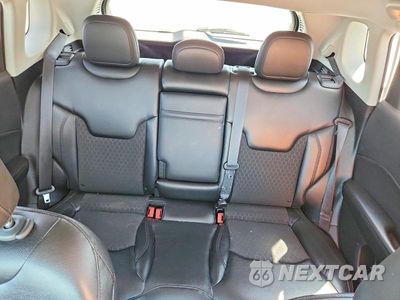 Zdjęcie 10 z 13 samochodu: 2018 JEEP COMPASS LATITUDE VIN:3C4NJCBB1JT300377 - miniatura