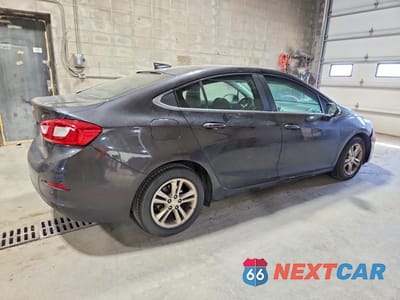 Trzecie zdjęcie samochodu z tyłu: 2016 CHEVROLET CRUZE LT VIN:1G1BE5SM0G7280570 - miniatura