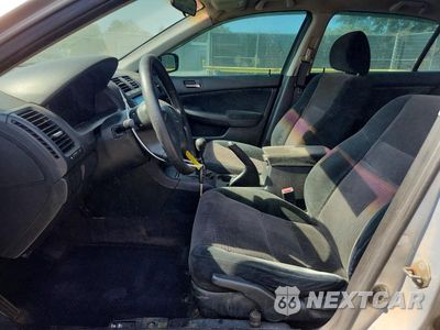 Zdjęcie 7 z 12 samochodu: 2003 HONDA ACCORD LX VIN:1HGCM55373A054347 - miniatura