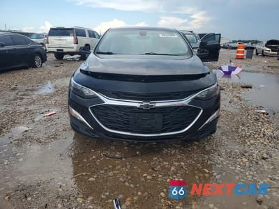 Piąte zdjęcie samochodu w środku: 2021 CHEVROLET MALIBU RS VIN:1G1ZG5ST9MF087576 - miniatura