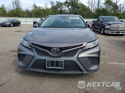 Piąte zdjęcie samochodu w środku: 2019 TOYOTA CAMRY SE VIN:4T1B11HK2KU698295 - miniatura