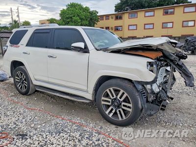 Czwarte zdjęcie samochodu z boku: 2016 TOYOTA 4RUNNER LIMITED VIN:JTEZU5JR3G5133141 - miniatura