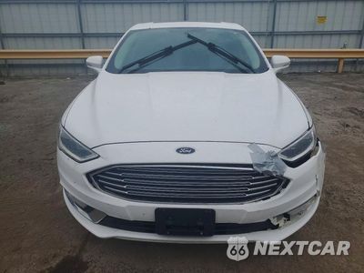 Piąte zdjęcie samochodu w środku: 2017 FORD FUSION SE VIN:3FA6P0T92HR127592 - miniatura