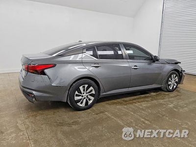 Trzecie zdjęcie samochodu z tyłu: 2020 NISSAN ALTIMA S VIN:1N4BL4BV9LC281613 - miniatura