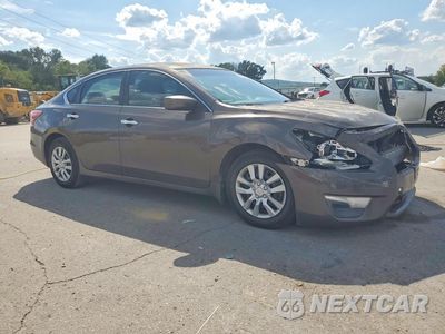 Czwarte zdjęcie samochodu z boku: 2015 NISSAN ALTIMA 2.5 S VIN:1N4AL3AP3FC265548 - miniatura