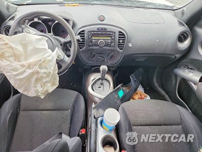 Zdjęcie 8 z 14 samochodu: 2011 NISSAN JUKE S VIN:JN8AF5MR6BT006397 - miniatura