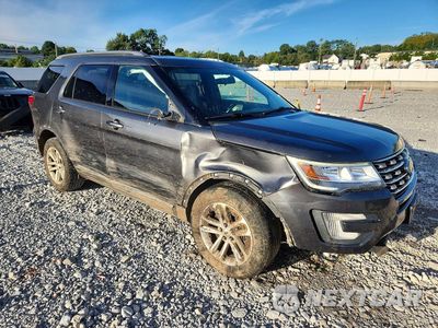 Czwarte zdjęcie samochodu z boku: 2017 FORD EXPLORER XLT VIN:1FM5K7D87HGD82339 - miniatura