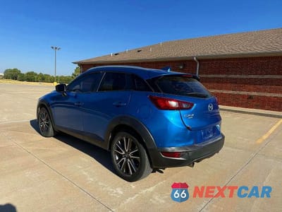 Trzecie zdjęcie samochodu z tyłu: 2017 MAZDA CX-3 TOURING VIN:JM1DKFC78H0155012 - miniatura