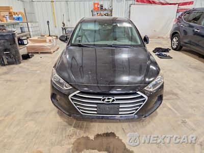 Piąte zdjęcie samochodu w środku: 2017 HYUNDAI ELANTRA SE VIN:5NPD84LF4HH103857 - miniatura