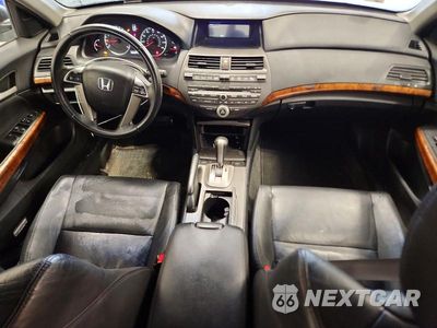 Zdjęcie 8 z 12 samochodu: 2011 HONDA ACCORD EXL VIN:1HGCP2F82BA072463 - miniatura