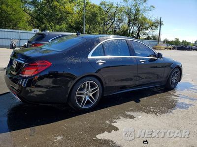 Trzecie zdjęcie samochodu z tyłu: 2018 MERCEDES-BENZ S 560 4MATIC VIN:WDDUG8GB8JA408301 - miniatura