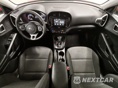 Zdjęcie 8 z 12 samochodu: 2021 KIA SOUL S VIN:KNDJ23AU2M7751566 - miniatura