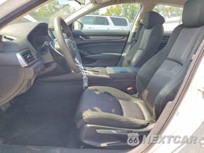 Zdjęcie 7 z 12 samochodu: 2019 HONDA ACCORD LX VIN:1HGCV1F19KA167671 - miniatura