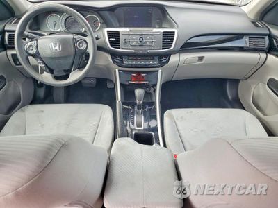 Zdjęcie 8 z 13 samochodu: 2017 HONDA ACCORD LX VIN:1HGCR2F37HA066679 - miniatura