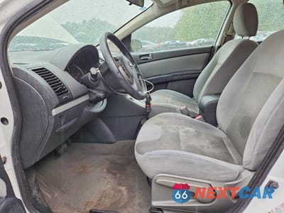 Zdjęcie 7 z 13 samochodu: 2010 NISSAN SENTRA 2.0 VIN:3N1AB6AP2AL701420 - miniatura