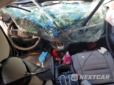 Zdjęcie 8 z 13 samochodu: 2017 HONDA CR-V LX VIN:2HKRW6H39HH211817 - miniatura