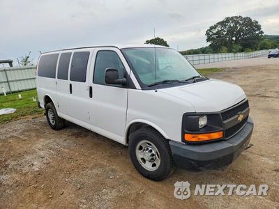 Czwarte zdjęcie samochodu z boku: 2015 CHEVROLET EXPRESS G2500 LS VIN:1GAWGPFF5F1156217 - miniatura