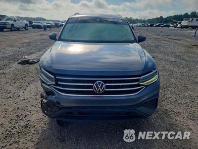 Piąte zdjęcie samochodu w środku: 2022 VOLKSWAGEN TIGUAN SE VIN:3VV3B7AX6NM026541 - miniatura