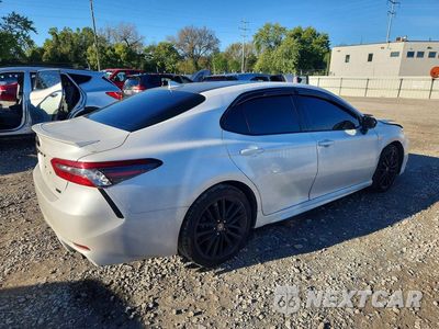 Trzecie zdjęcie samochodu z tyłu: 2023 TOYOTA CAMRY XSE VIN:4T1K61AK8PU726197 - miniatura