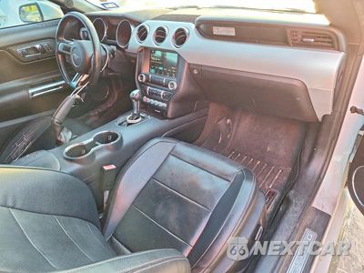 Zdjęcie 8 z 12 samochodu: 2016 FORD MUSTANG VIN:1FA6P8TH0G5246085 - miniatura