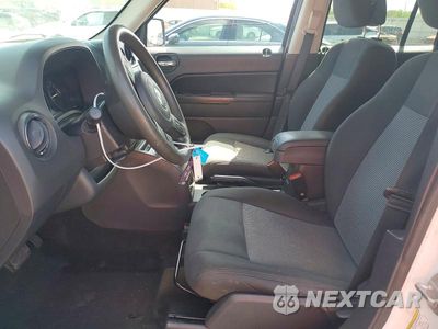 Zdjęcie 7 z 13 samochodu: 2015 JEEP PATRIOT SPORT VIN:1C4NJRBBXFD438919 - miniatura