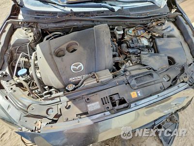 Zdjęcie 11 z 13 samochodu: 2018 MAZDA 3 SPORT VIN:3MZBN1U78JM219131 - miniatura
