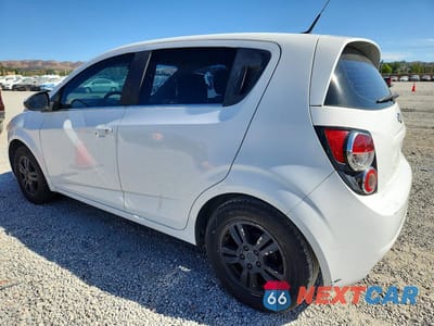 Drugie zdjęcie samochodu z przodu: 2013 CHEVROLET SONIC LT VIN:1G1JC6SH2D4197374 - miniatura
