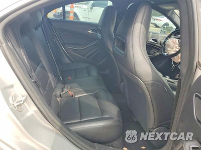 Zdjęcie 10 z 12 samochodu: 2014 MERCEDES-BENZ CLA 250 VIN:WDDSJ4EB1EN041602 - miniatura