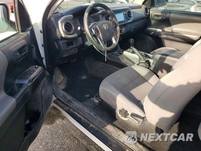 Zdjęcie 8 z 12 samochodu: 2018 TOYOTA TACOMA SR5 VIN:5TFRX5GN8JX122986 - miniatura
