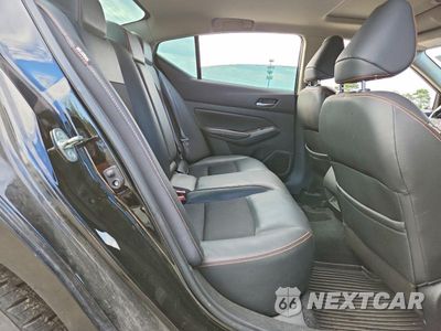 Zdjęcie 10 z 12 samochodu: 2019 NISSAN ALTIMA SR VIN:1N4BL4CW3KC208288 - miniatura