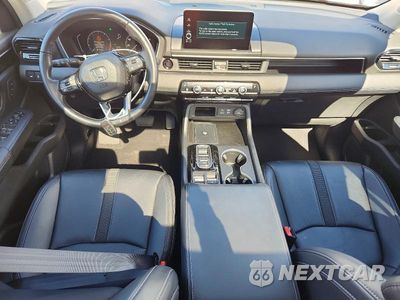 Zdjęcie 8 z 13 samochodu: 2024 HONDA PILOT TOURING VIN:5FNYG1H77RB027359 - miniatura