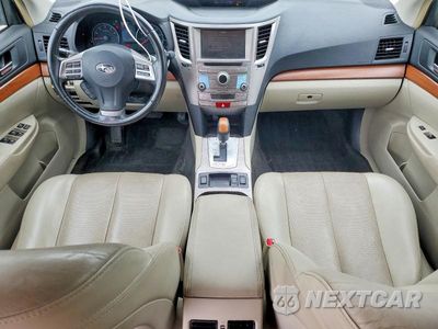 Zdjęcie 8 z 13 samochodu: 2013 SUBARU OUTBACK LIMITED + MOON ROOF + NAVI + EYESIGHT + 6CD VIN:4S4BRCPC9D3240843 - miniatura