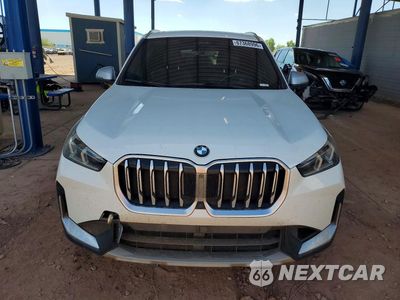 Piąte zdjęcie samochodu w środku: 2023 BMW X1 XDRIVE28I VIN:WBX73EF0XP5X27088 - miniatura