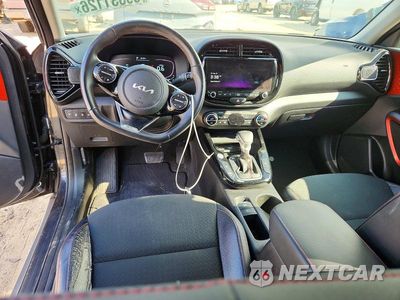 Zdjęcie 8 z 13 samochodu: 2023 KIA SOUL GT LINE VIN:KNDJ53AU9P7841065 - miniatura