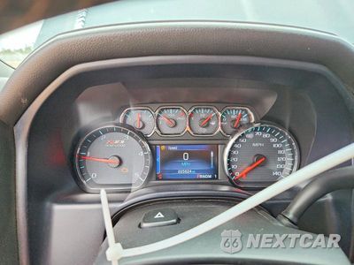 Zdjęcie 9 z 12 samochodu: 2015 CHEVROLET SILVERADO K3500 LTZ VIN:1GC4K0E84FF108802 - miniatura