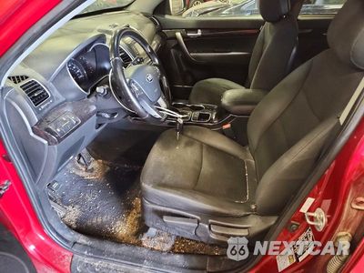Zdjęcie 7 z 13 samochodu: 2014 KIA SORENTO LX VIN:5XYKTDA65EG516088 - miniatura