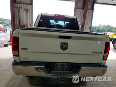Zdjęcie 6 z 12 samochodu: 2018 RAM 1500 SLT VIN:1C6RR7LT2JS289391 - miniatura